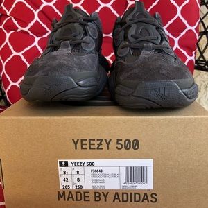 Yeezy 500 utility black